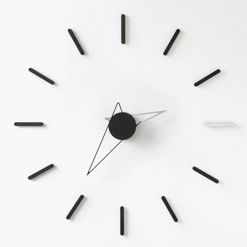 Nordic Light Luxury Silhouette Wall Clock