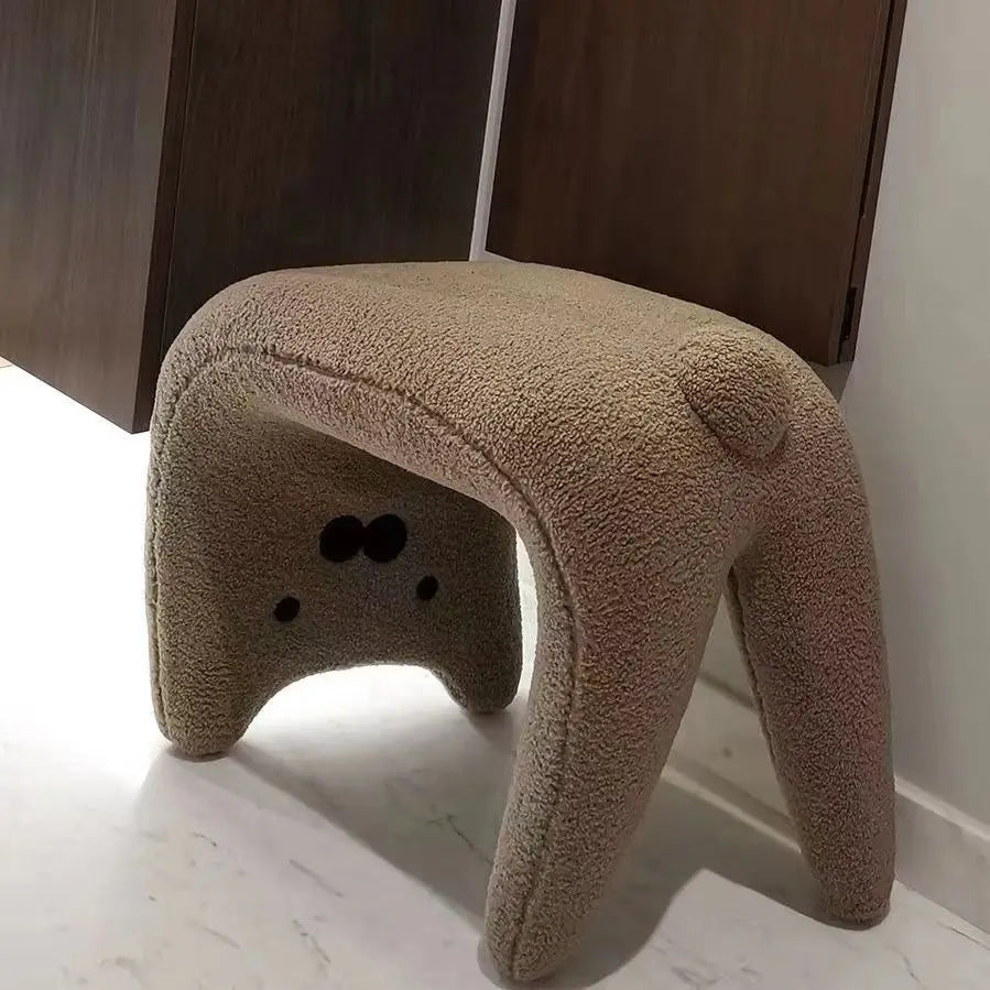 "The Meow Stool" – Plush Cat-Ear Vanity Chair